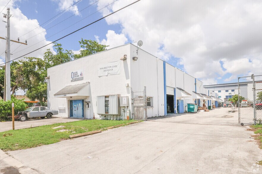 Primary Photo Of 13280 NW 43rd Ave, Opa Locka Warehouse For Lease