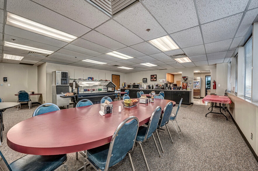 More Photos Of 3800 N May Ave, Oklahoma City Office For Sale