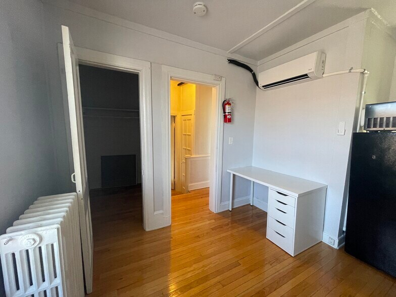 More Photos Of 7404 Rhode Island Ave, College Park Apartments For Sale