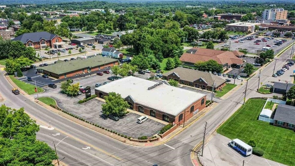 More Photos Of 730 Fairview Ave, Bowling Green Office Residential For Lease