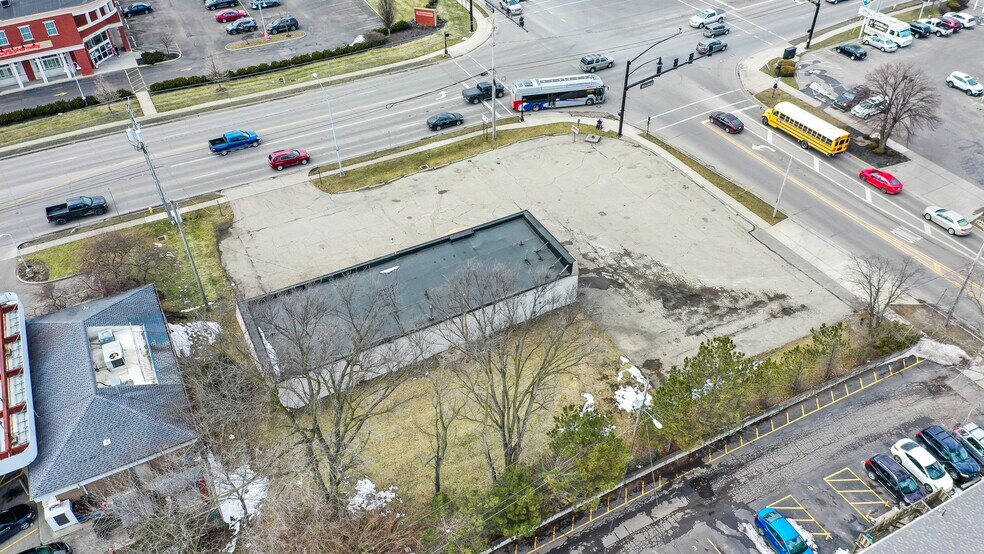More Photos Of 3586 Broadway, Grove City Storefront Retail Office For Sale