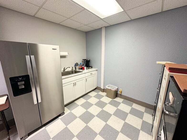 More Photos Of 6172 Meister Way, Anderson Industrial For Sale
