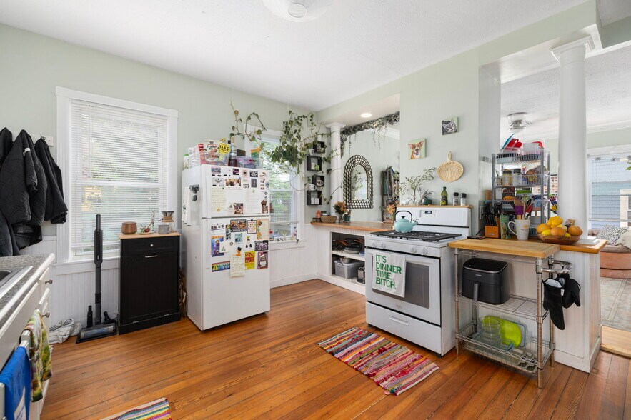 More Photos Of 54 Barton St, Providence Apartments For Sale