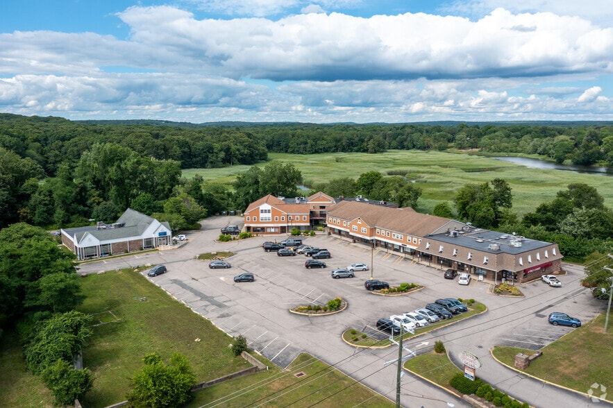 More Photos Of 19 Halls Rd, Old Lyme General Retail For Sale