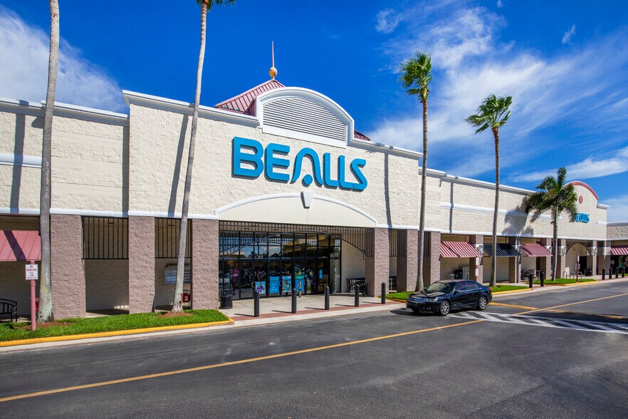 More Photos Of 2301 Del Prado Blvd S, Cape Coral Unknown For Lease