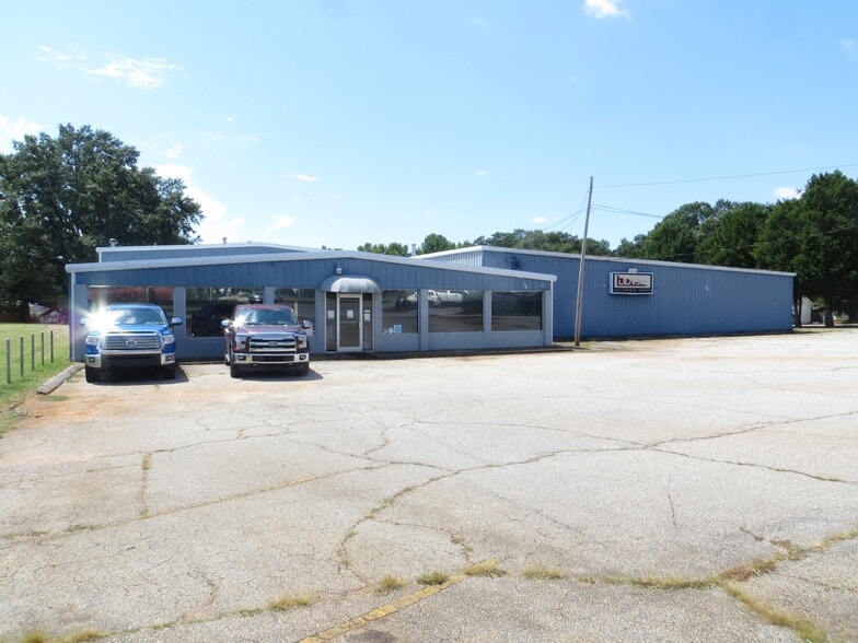 More Photos Of 1489 Cedar Lane Rd, Greenville Warehouse For Sale