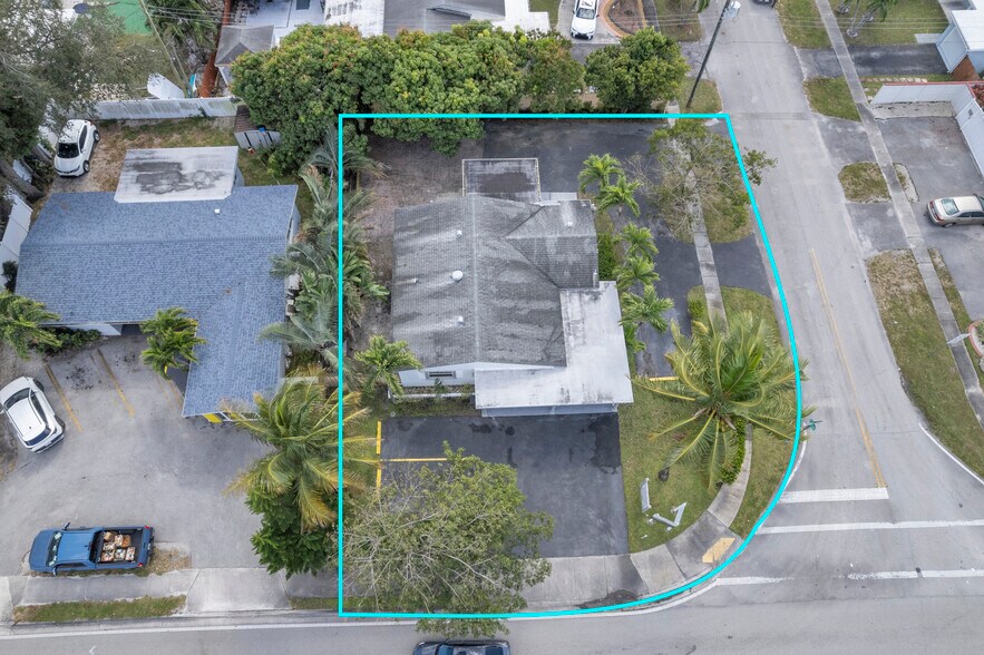 More Photos Of 5820 Sheridan St, Hollywood Office For Lease