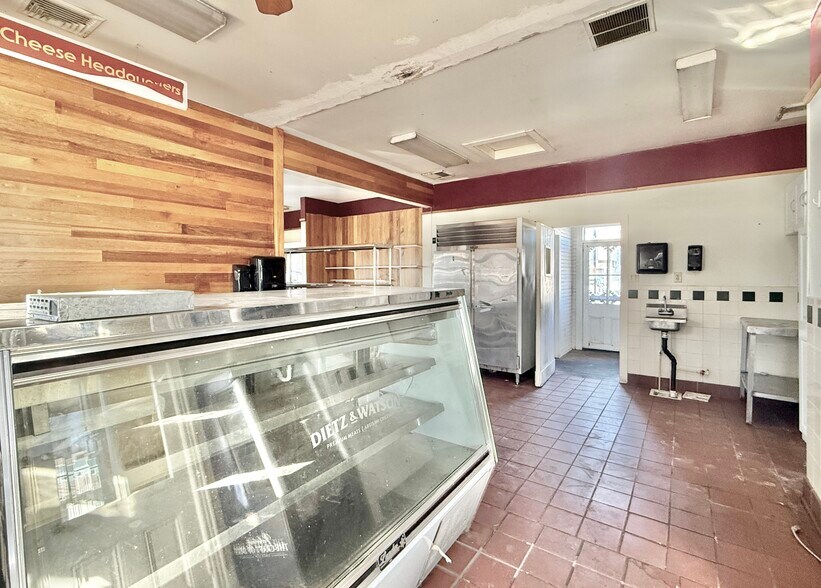 More Photos Of 55 Chestnut St, Elmer Convenience Store For Sale