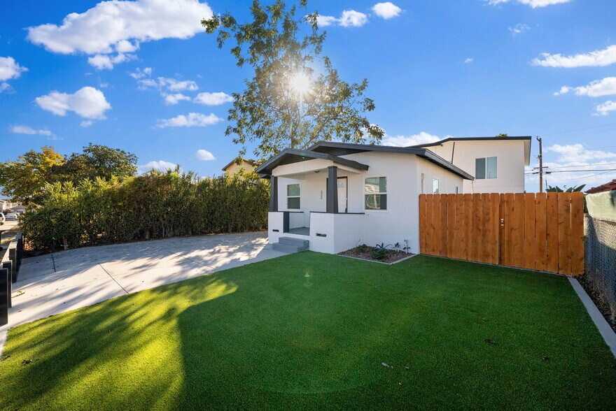 Primary Photo Of 322 S Pardee St, San Diego Apartments For Sale