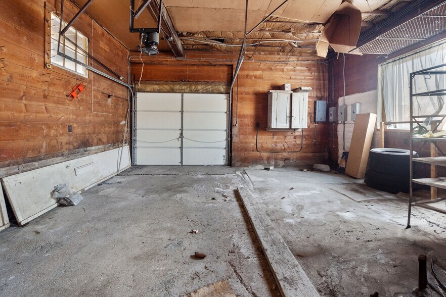 More Photos Of 5346 Canal St, Durhamville Storefront Retail Residential For Sale