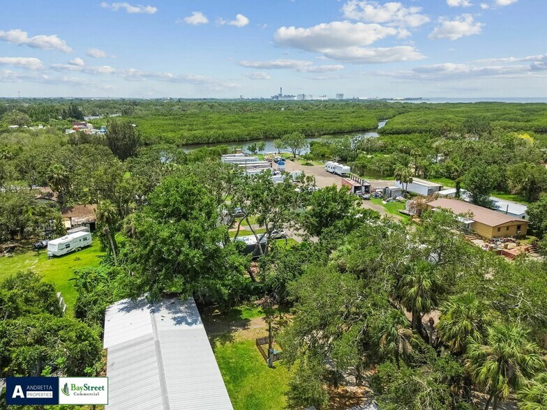 More Photos Of 11224 Restwood Dr, Gibsonton Manufactured Housing Mobile Home Park For Sale