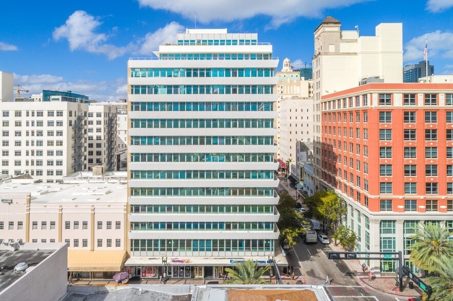 More Photos Of 14 NE 1st Ave, Miami Office For Sale