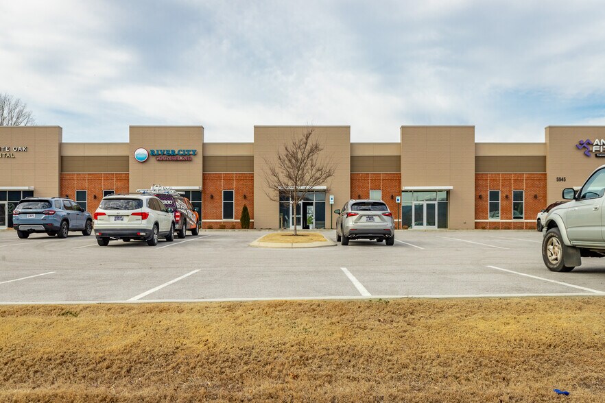 More Photos Of 5945 Elementary Way, Ooltewah Storefront Retail Office For Lease