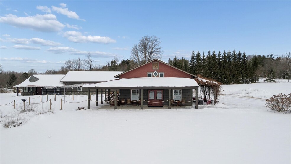 More Photos Of 8370 Lakeview Rd, Alanson Winery Vineyard For Sale