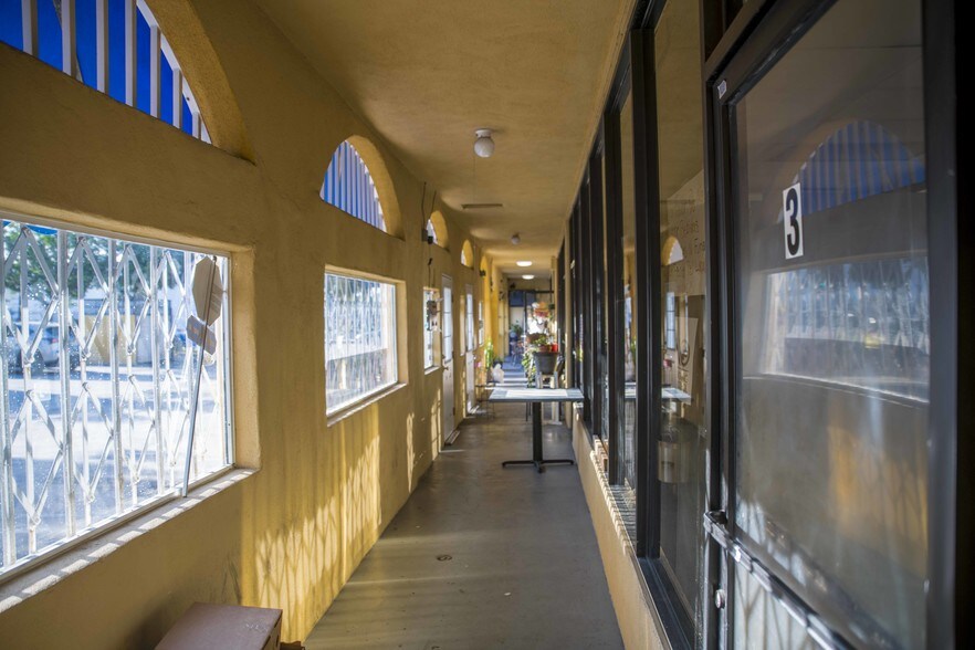 More Photos Of 16502 S Main St, Gardena General Retail For Sale