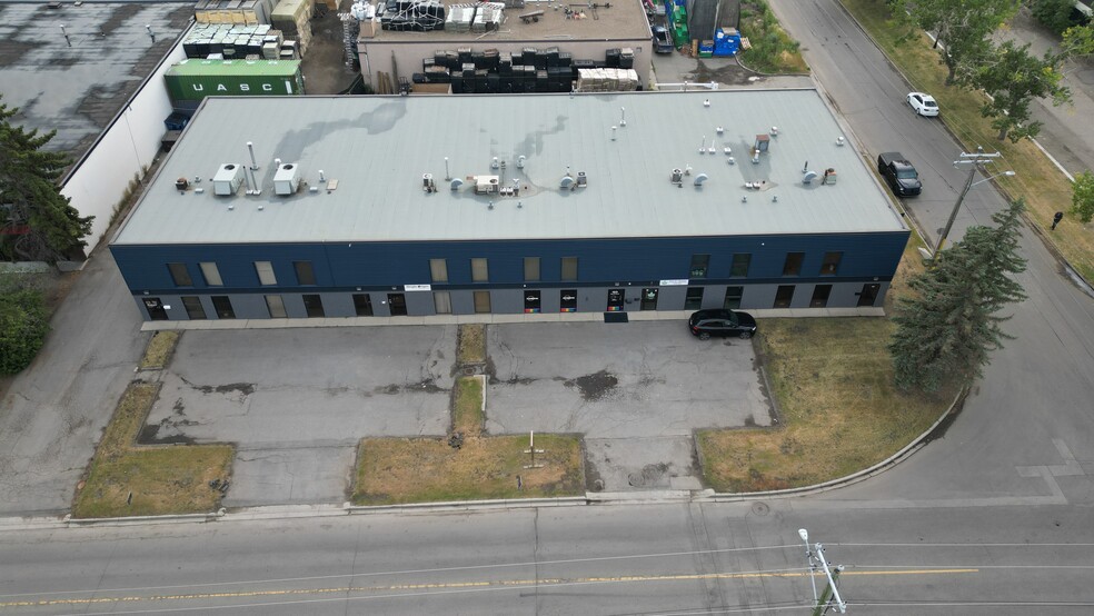 More Photos Of 4116 64 Av SE, Calgary Industrial For Sale