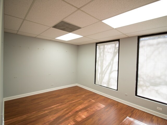 More Photos Of 4260 Westbrook Dr, Aurora Loft Creative Space For Lease