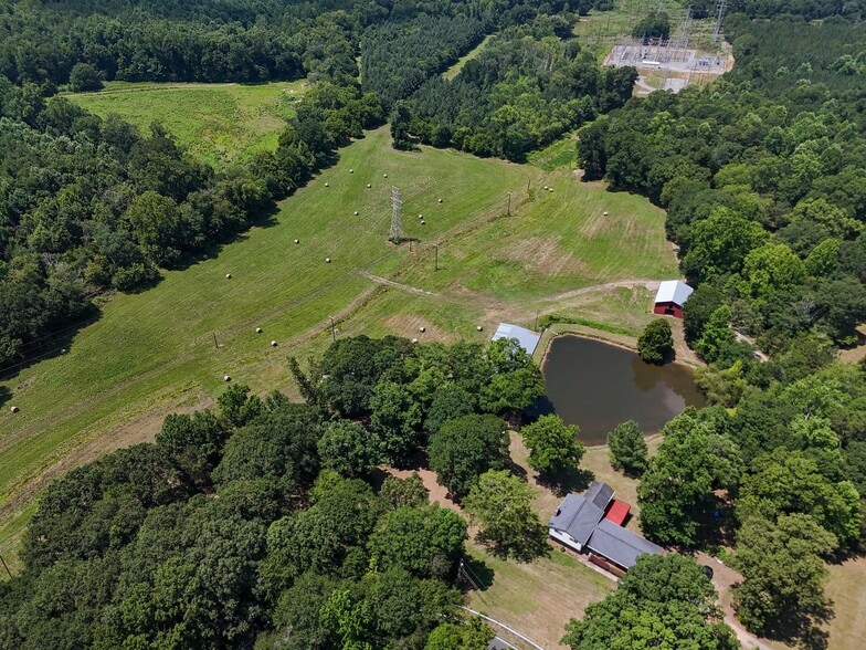 More Photos Of 813 Robinson Clemmer Rd, Dallas Land For Sale