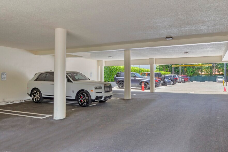 More Photos Of 350 Royal Palm Way, Palm Beach Medical For Lease