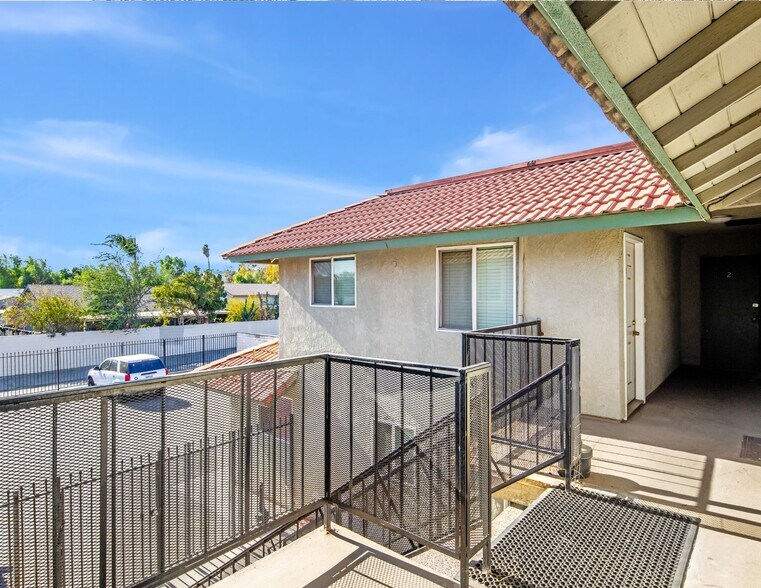 More Photos Of 5748 Tilton Ave, Jurupa Valley Apartments For Sale