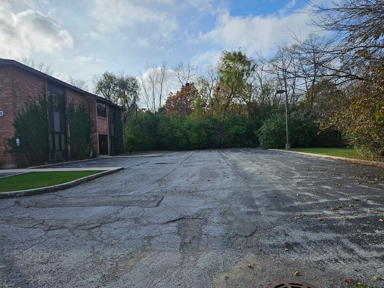More Photos Of 19150 S Kedzie Ave, Flossmoor Office For Lease