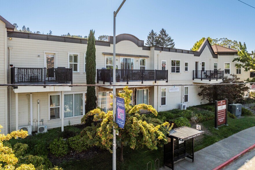 More Photos Of 112 School House Ln, Geyserville Storefront Retail Office For Lease