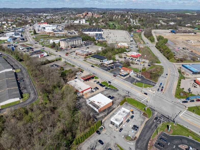 More Photos Of 196 Murtland Ave, Washington Office For Sale