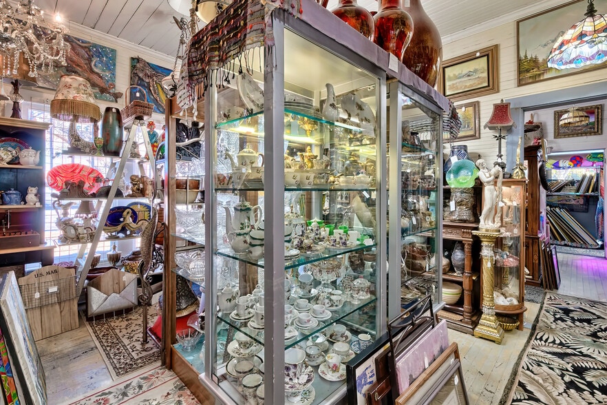 More Photos Of 295 N Church St, Swansea Freestanding For Sale