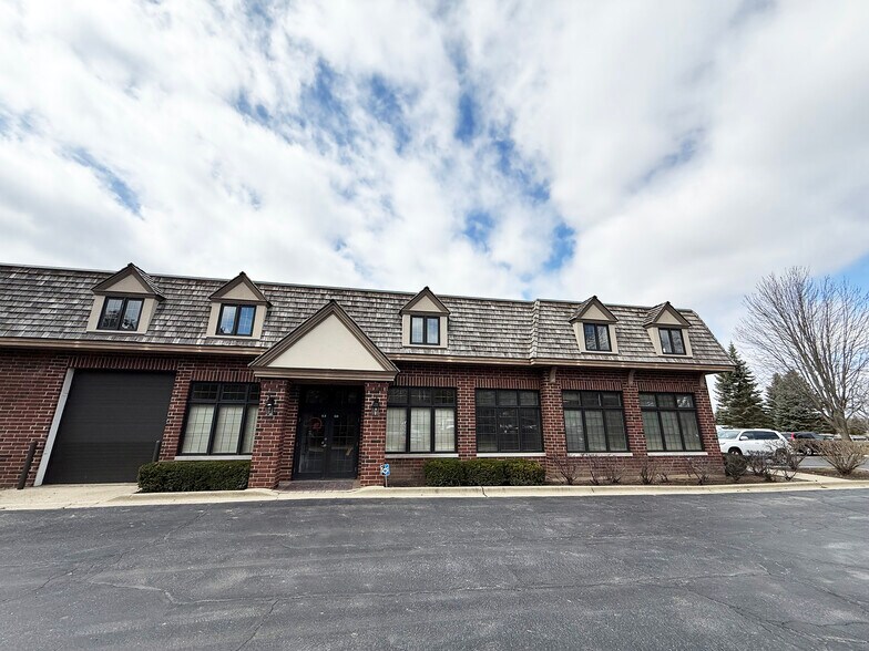 More Photos Of 13705 W Irma Lee Cir, Lake Forest Light Distribution For Lease