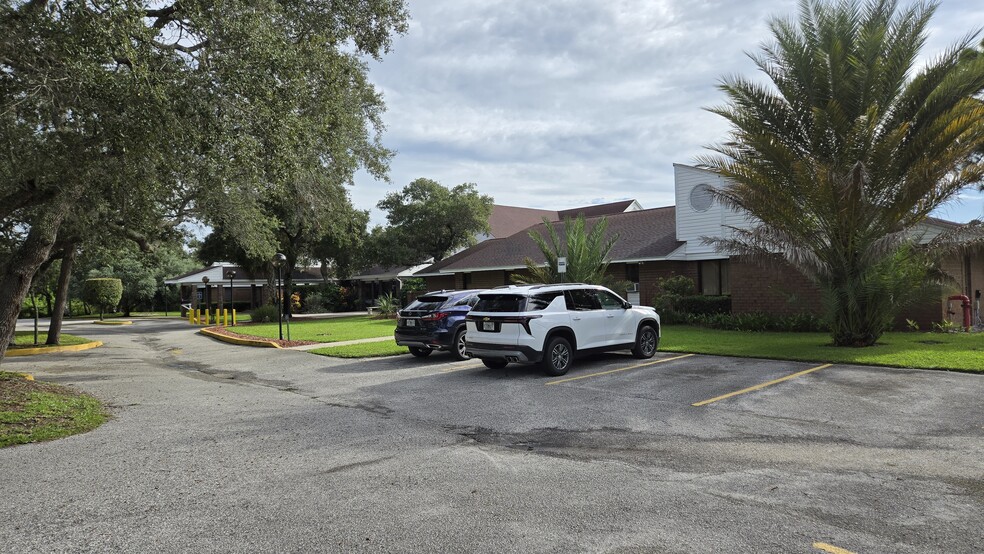 More Photos Of 5995 N Wickham Rd, Melbourne Religious Facility For Sale