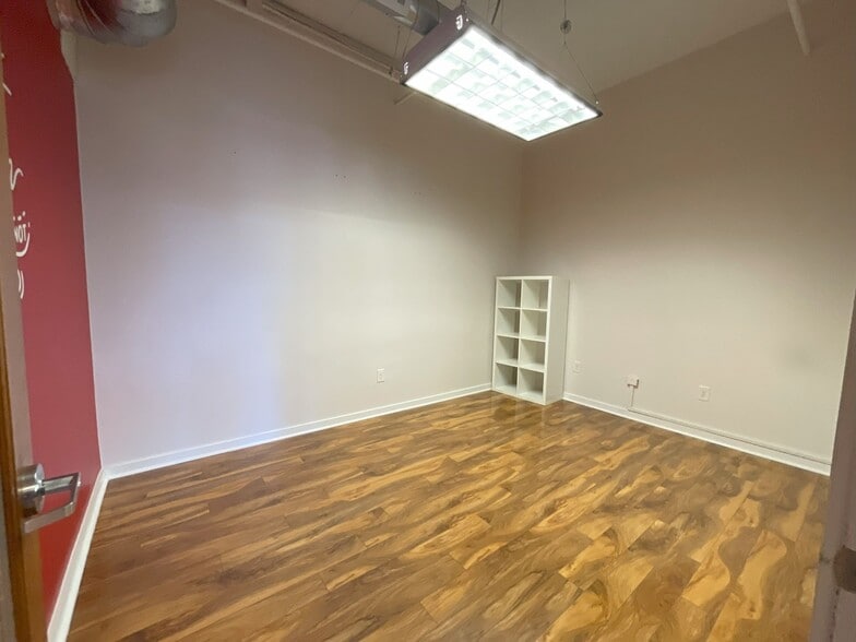 More Photos Of 572 Edgewood Ave SE, Atlanta Apartments For Lease