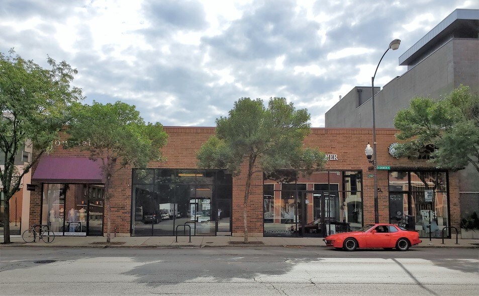 More Photos Of 1721 N Damen Ave, Chicago Storefront For Lease