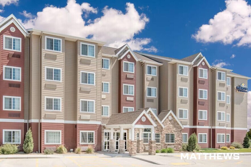 More Photos Of 1500 S Central Ave, Sidney Hotel For Sale