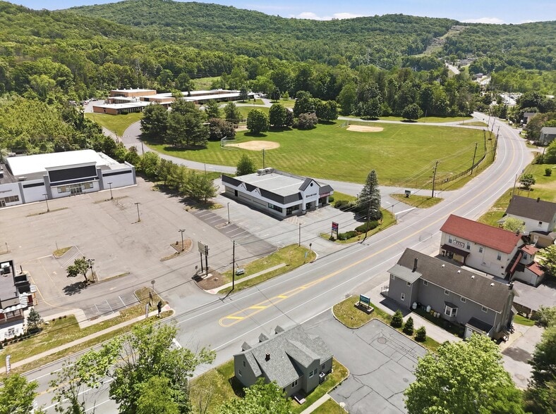 More Photos Of 75 Route 23, Franklin Office Residential For Lease