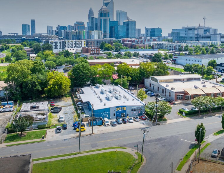 Primary Photo Of 500 W Summit Ave, Charlotte Warehouse For Lease