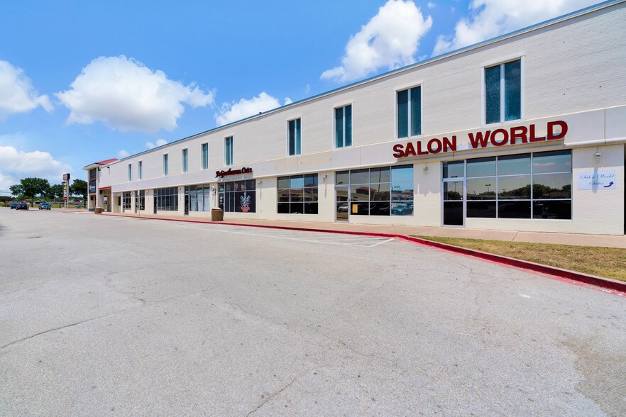 More Photos Of 5100-5353 Trail Lake Dr, Fort Worth Unknown For Lease