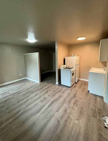 More Photos Of 15107 Boat St SW, Lakewood Multifamily For Sale