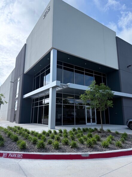 Primary Photo Of 2700 W Plano Pky, Plano Unknown For Lease