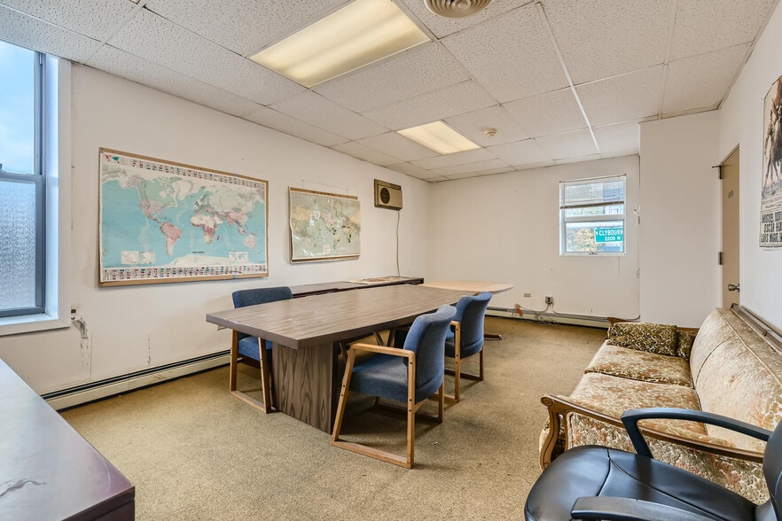 More Photos Of 2950-2958 Leavitt st, Chicago Warehouse For Sale