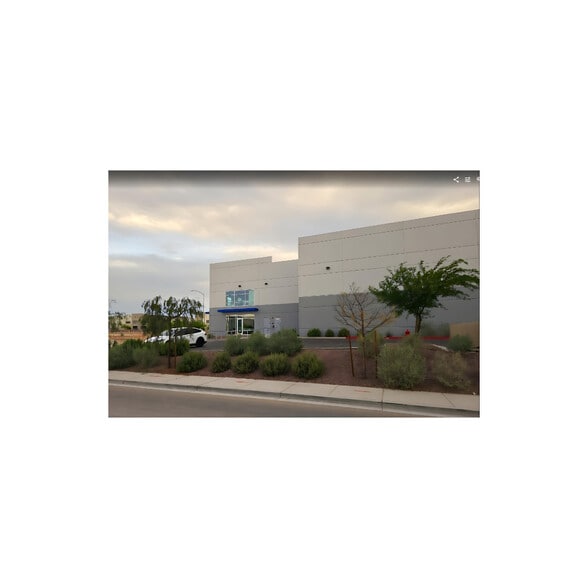 More Photos Of 7600 W Arby Ave, Las Vegas Industrial For Sale