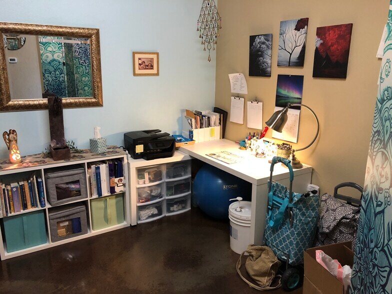 More Photos Of 8205 Mid Cities Blvd, North Richland Hills Office For Lease