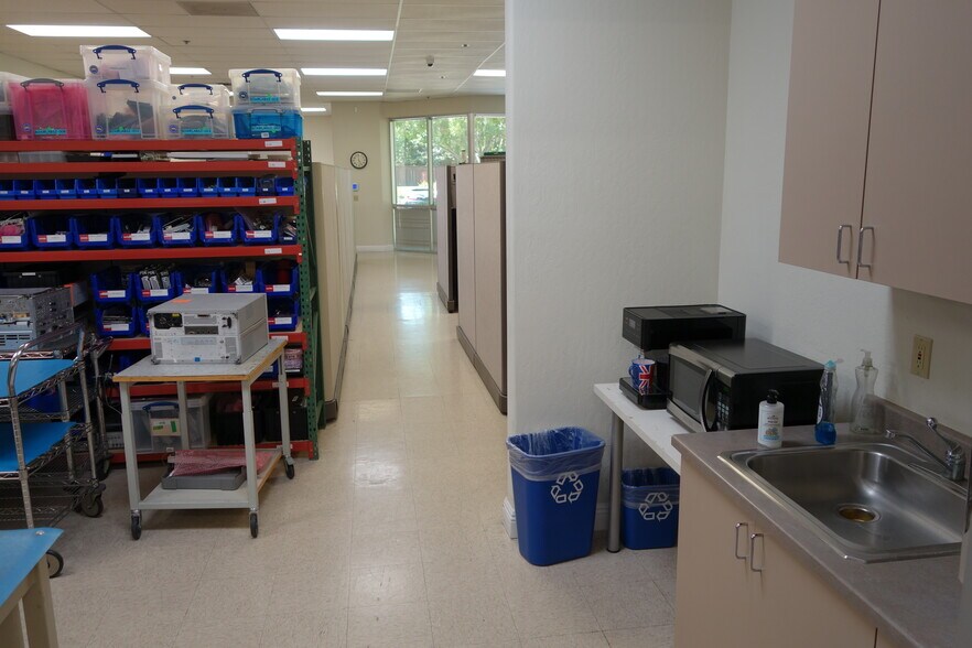 More Photos Of 6860-6878 Santa Teresa Blvd, San Jose Research And Development For Lease