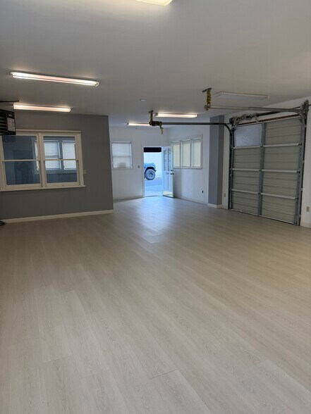 More Photos Of 1064 Cherry St, San Carlos Storefront Retail Office For Lease