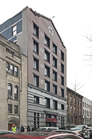 More Photos Of 318-320 W 46th St, New York Office For Lease