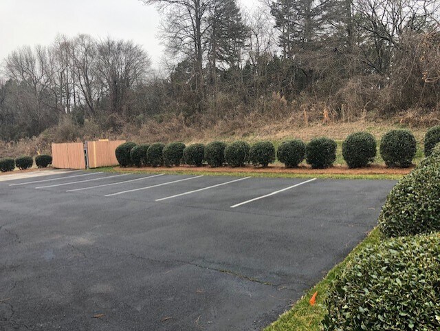 More Photos Of 8531 Crown Crescent Ct, Charlotte Office For Lease