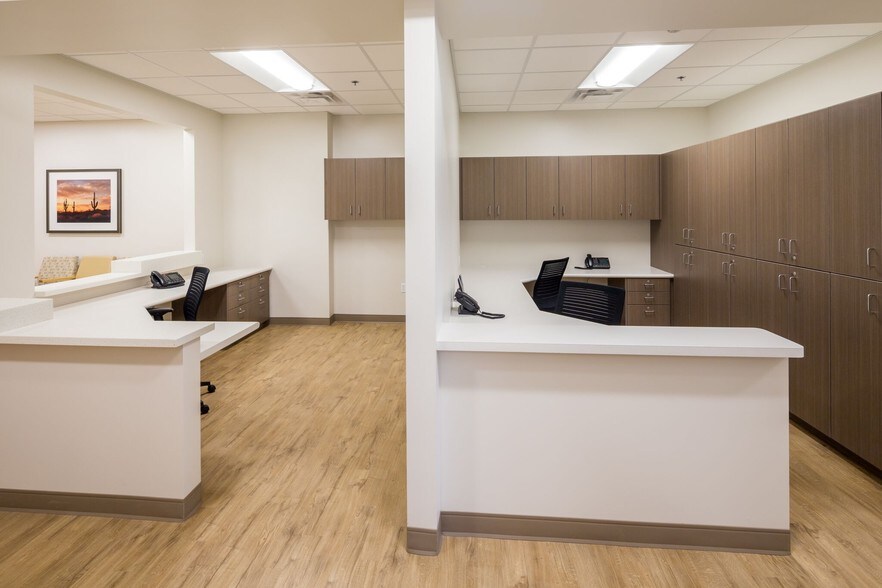 More Photos Of 7330 N 99th Ave, Glendale Medical For Lease