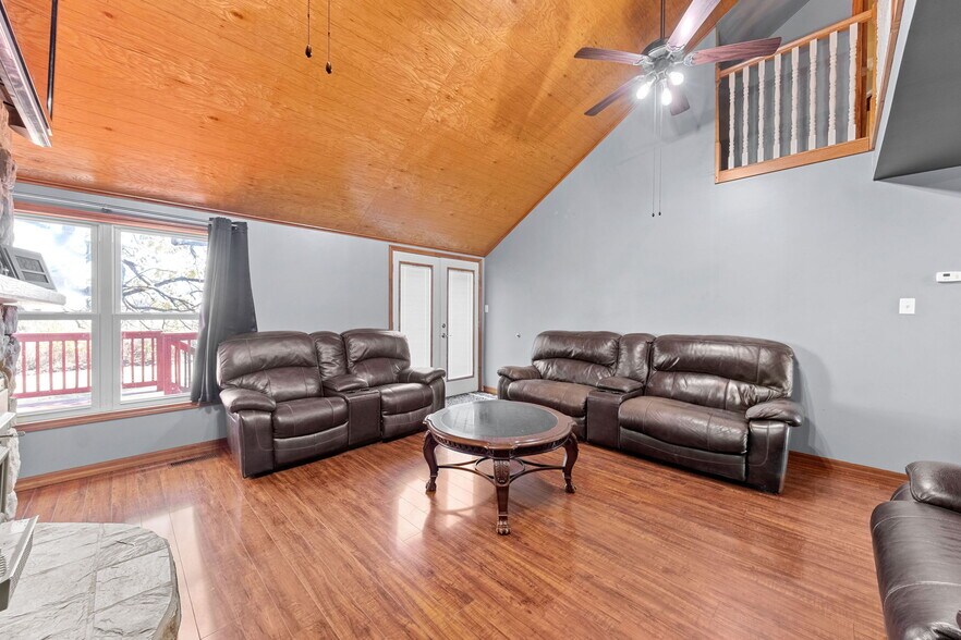 More Photos Of 29560 Reames Ln, Jonesburg Industrial For Sale