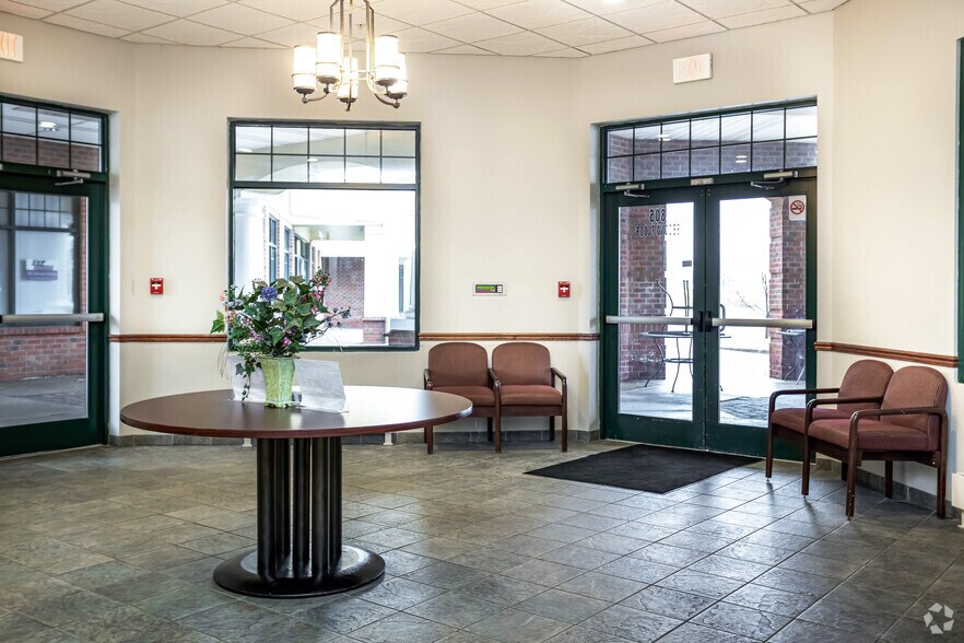 More Photos Of 803-809 Ridge Rd, Webster Unknown For Lease