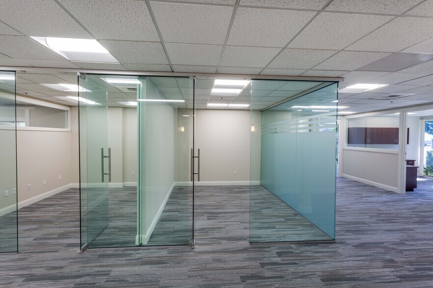 More Photos Of 1701 Novato Blvd, Novato Office For Lease
