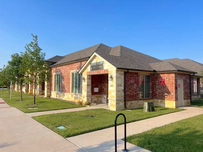 More Photos Of 400 Stonebrook Pky, Frisco Office For Sale